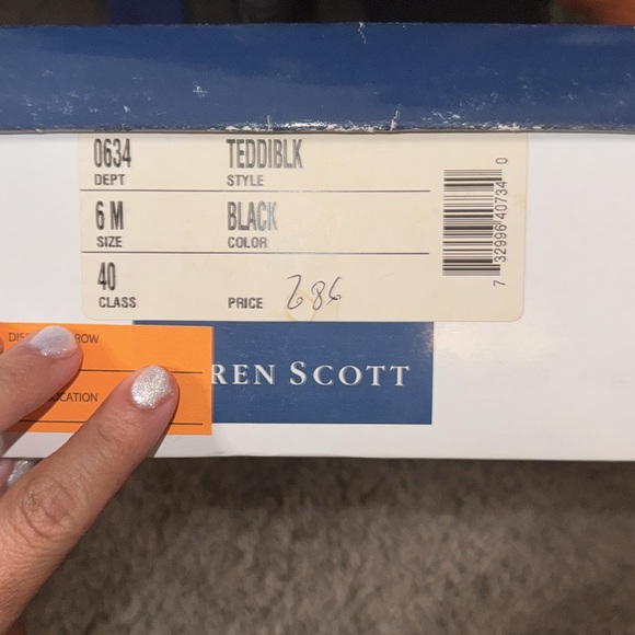 Karen Scott ankle boot heels - Picture 8 of 8